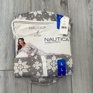 Nautica Women's Snowflake Pajama Set - Gray and White